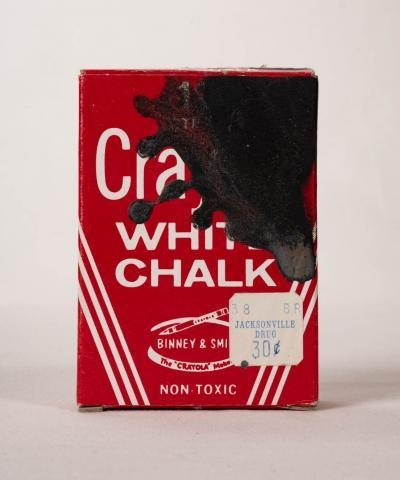 12-crayola_white_chalk_in_box_sohs_87.1.2836.jpg