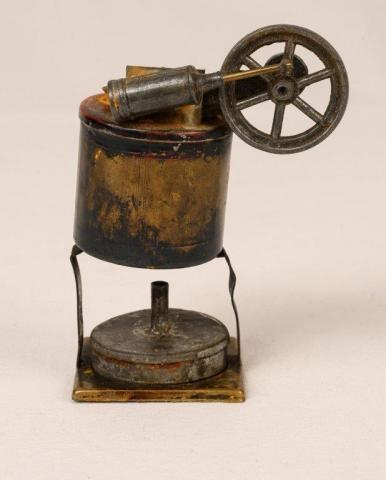 20-model_steam_engine_1989.12.1_sohs_toys_3329.jpg